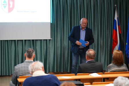 Neimenovana priloga 00048